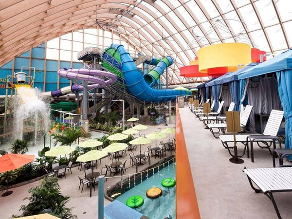 Indoor waterpark photo 2